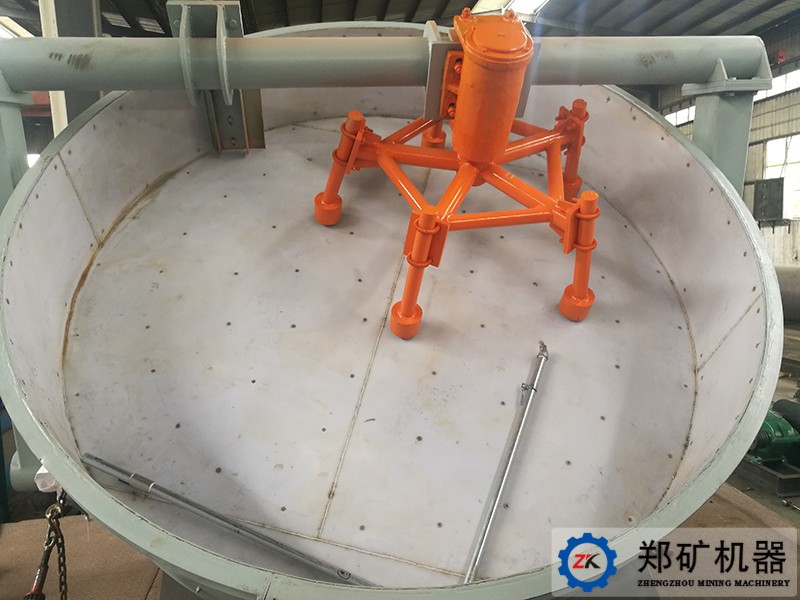 新鄉(xiāng)某化工廠直徑2.5米成球盤項(xiàng)目